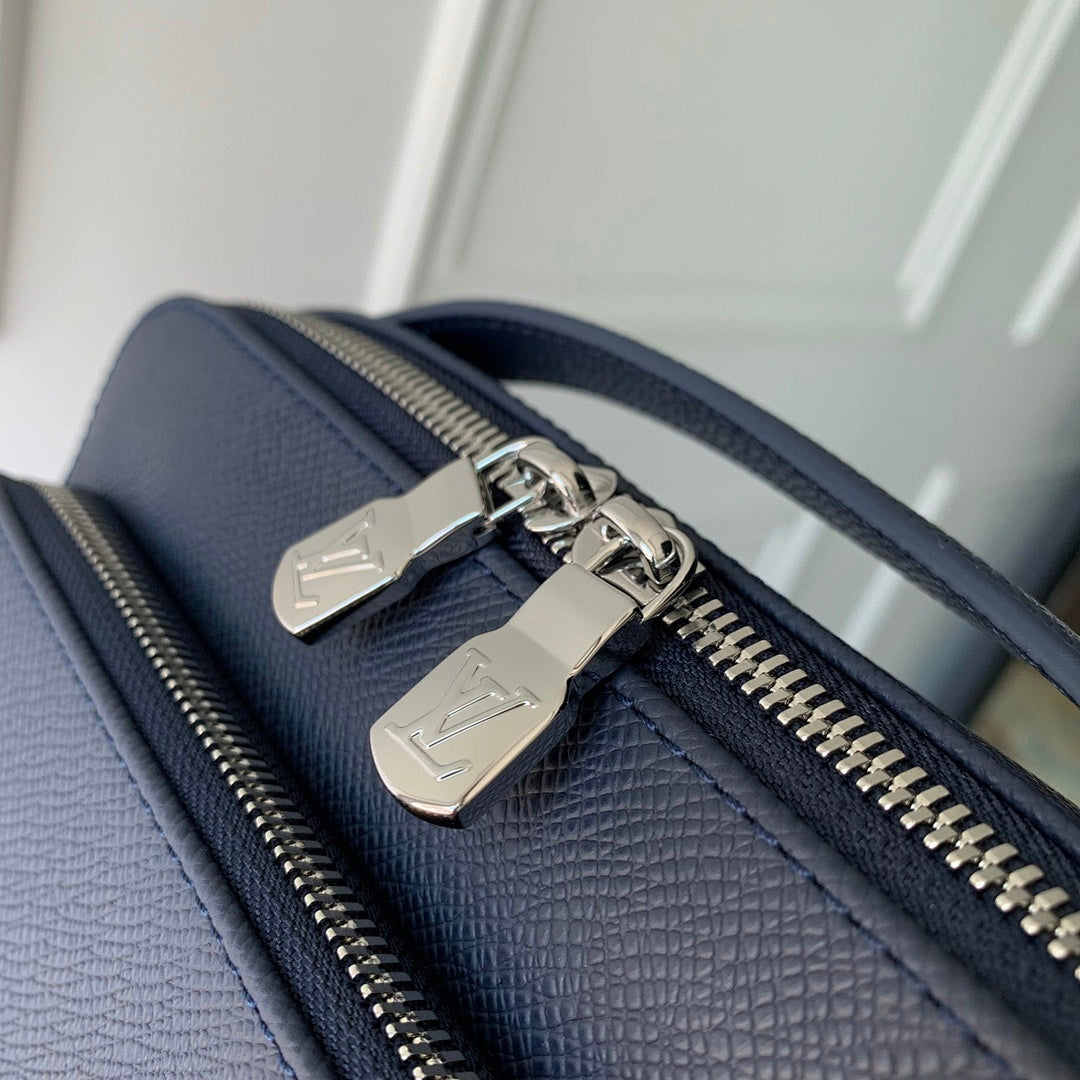 Sacoche Messenger – Réf. M11657 · Bleu Nuit