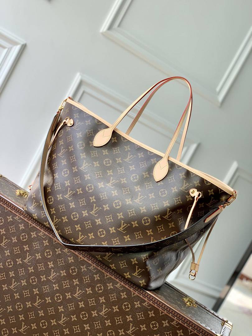 Sac à main Neverfull – Réf. M11948