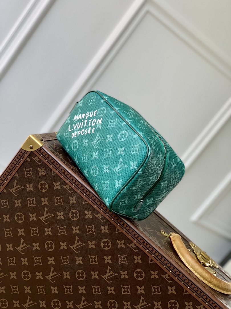 Pochette – Réf. M12688 · Monogram Vert