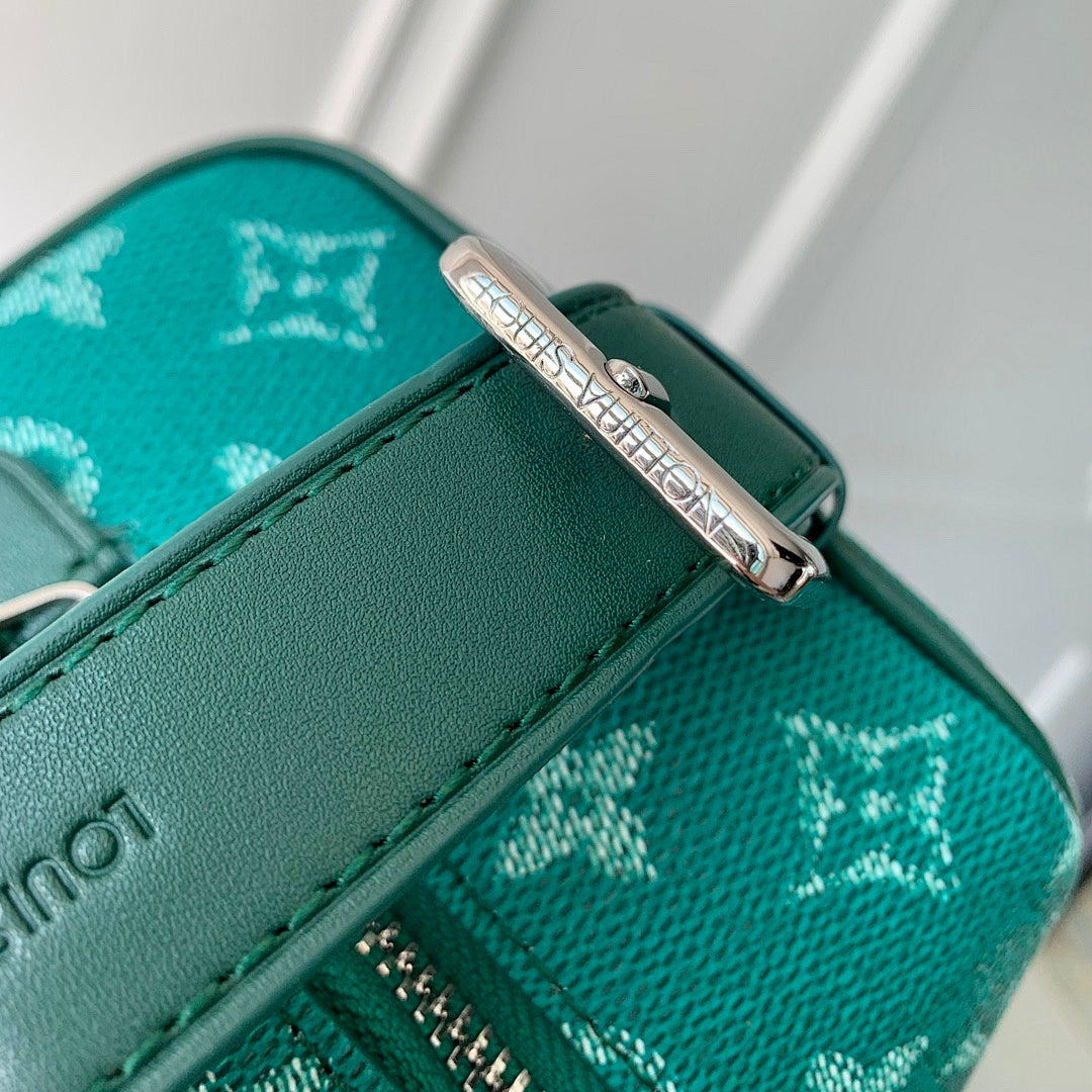 Pochette – Réf. M12688 · Monogram Vert