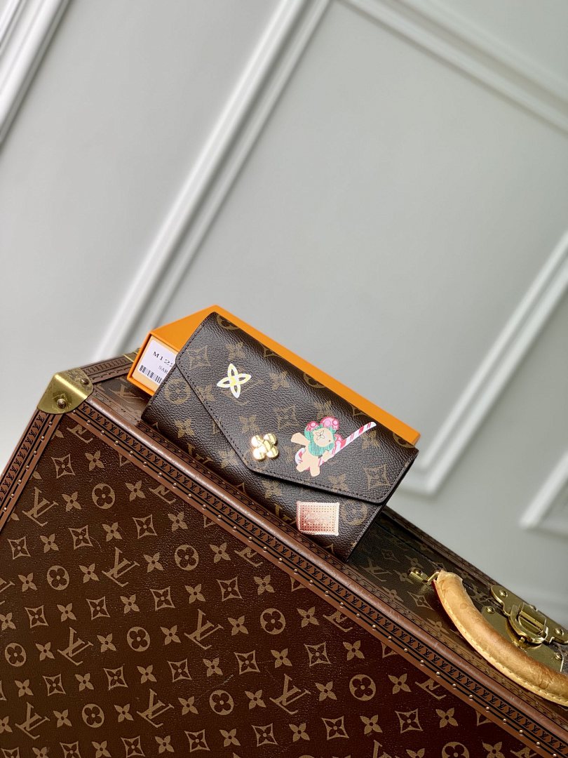 Portefeuille – Réf. M12207 · Monogram Rouge