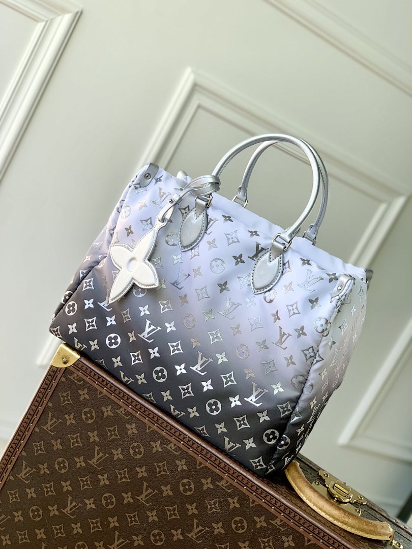 Sac à main OnTheGo – Réf. M11847