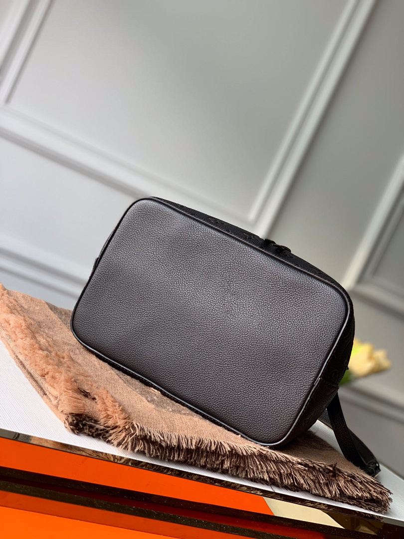 Sac à main – Réf. M45256 · Noir