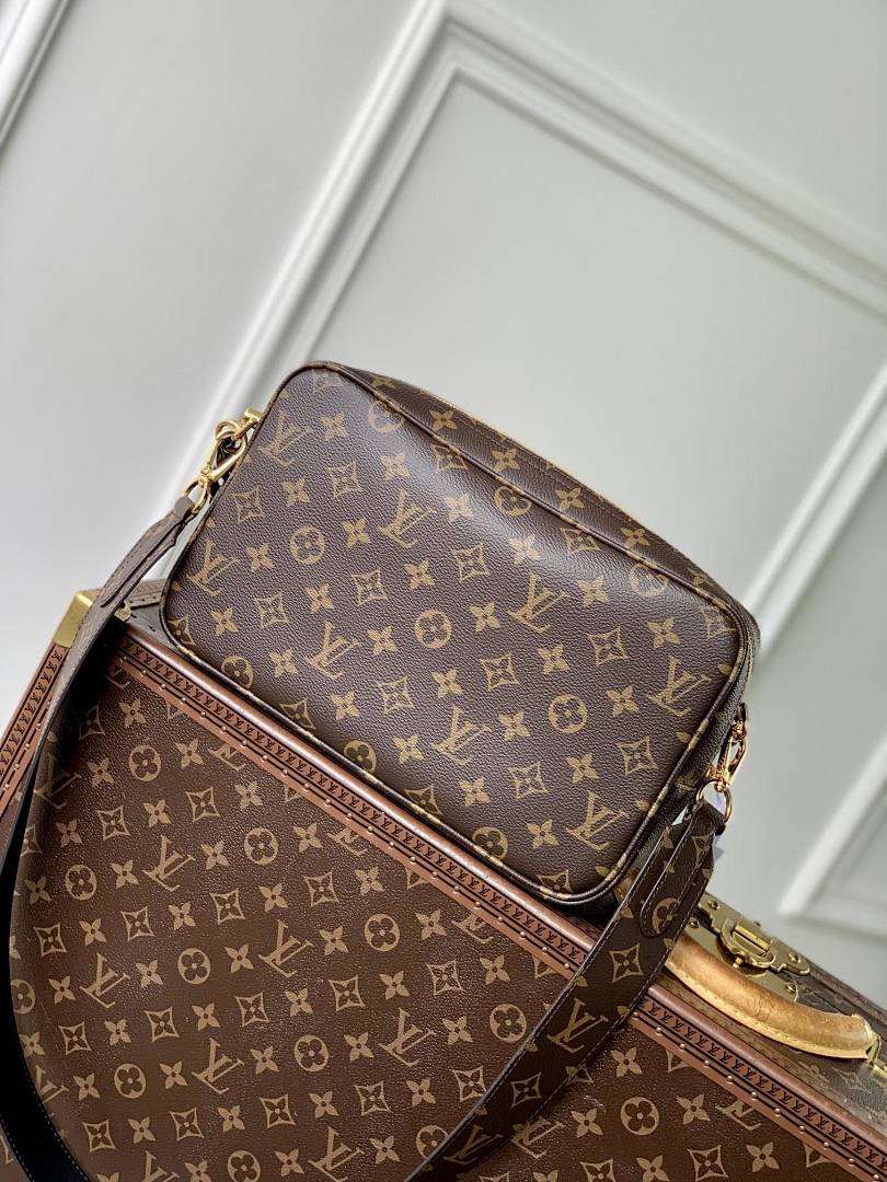 Sac à main – Réf. M47522 · Monogram
