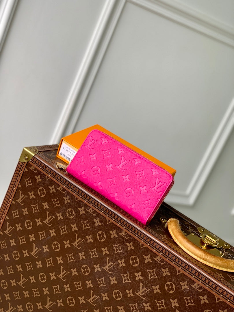 Portefeuille – Réf. M13618 · Fuchsia