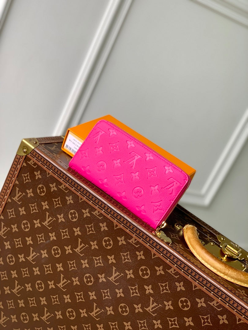 Portefeuille – Réf. M13618 · Fuchsia
