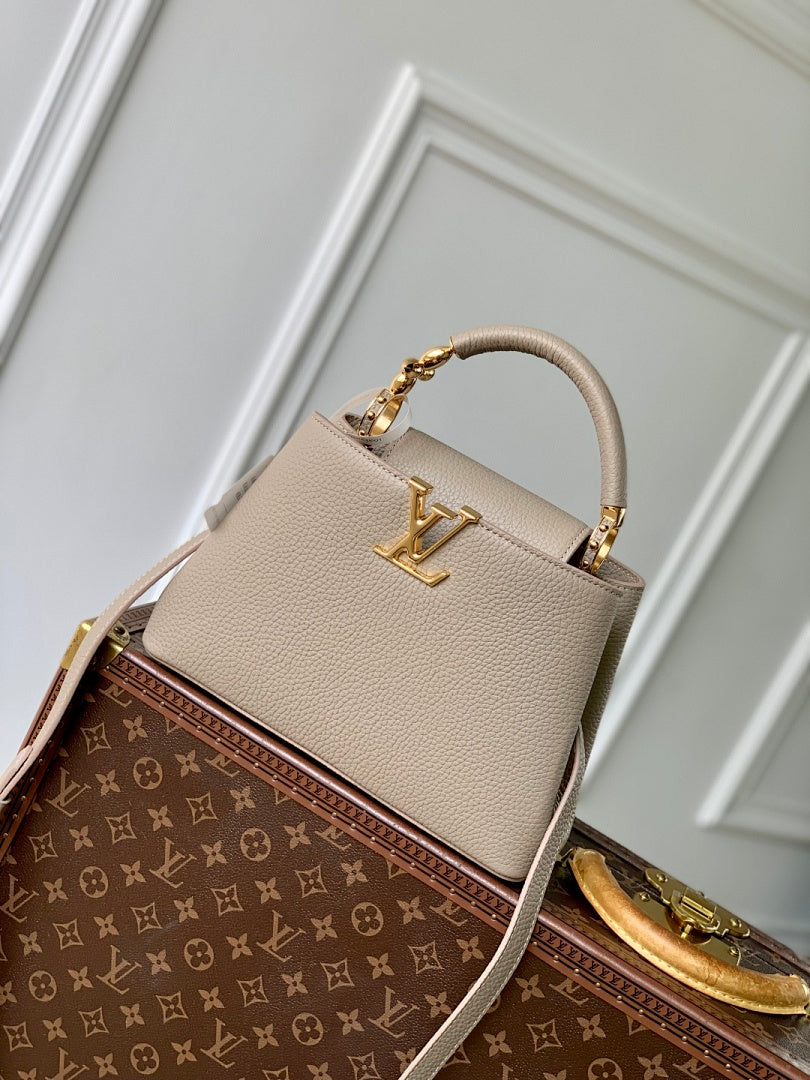 Sac à main Capucines – Réf. M23943 · Gris · Coloris 2