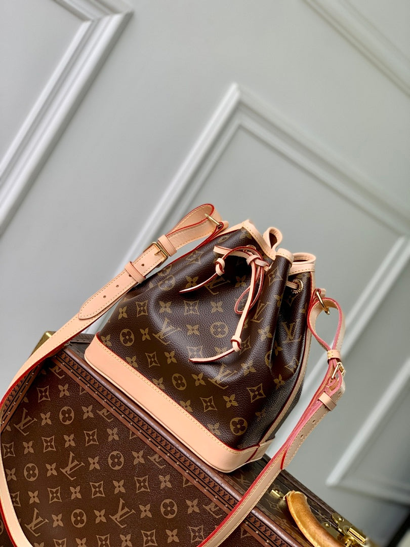 Sac à main – Réf. M46983 · Monogram