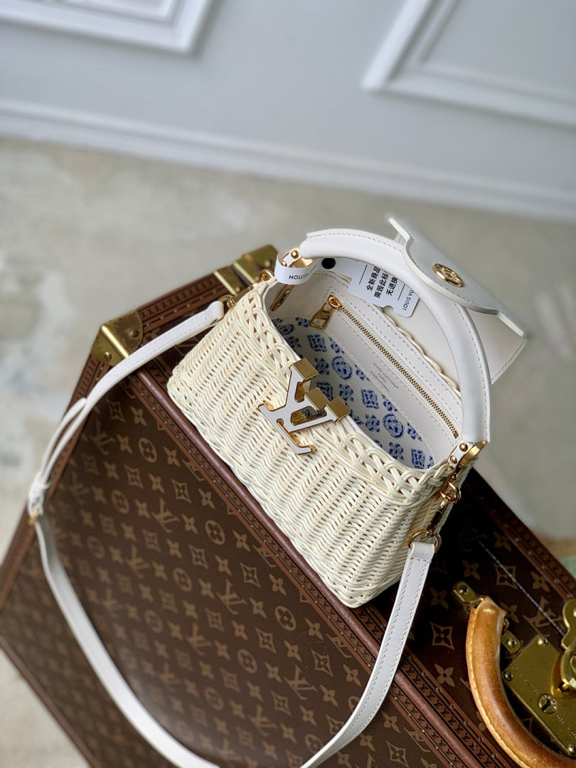 Sac à main Capucines – Réf. M26004