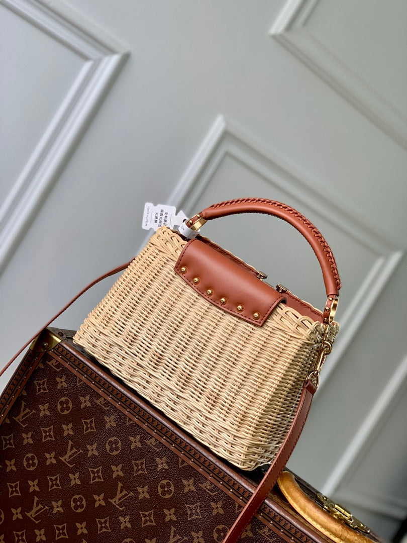 Sac à main Capucines – Réf. M26025