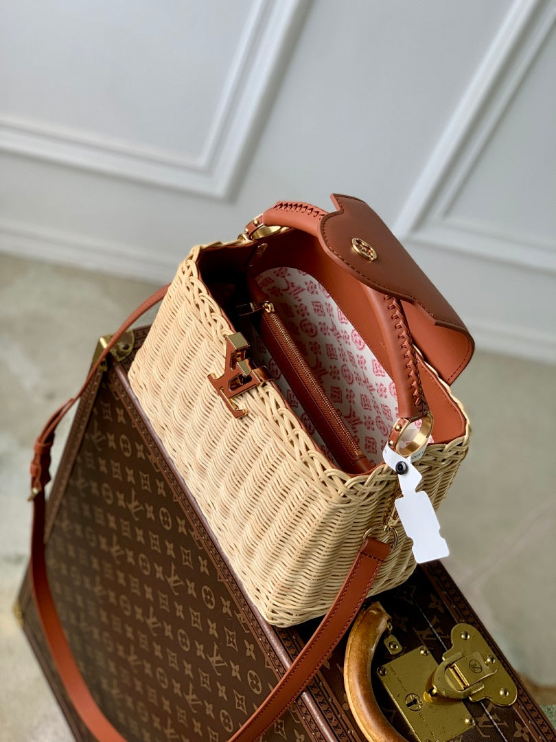 Sac à main Capucines – Réf. M26025