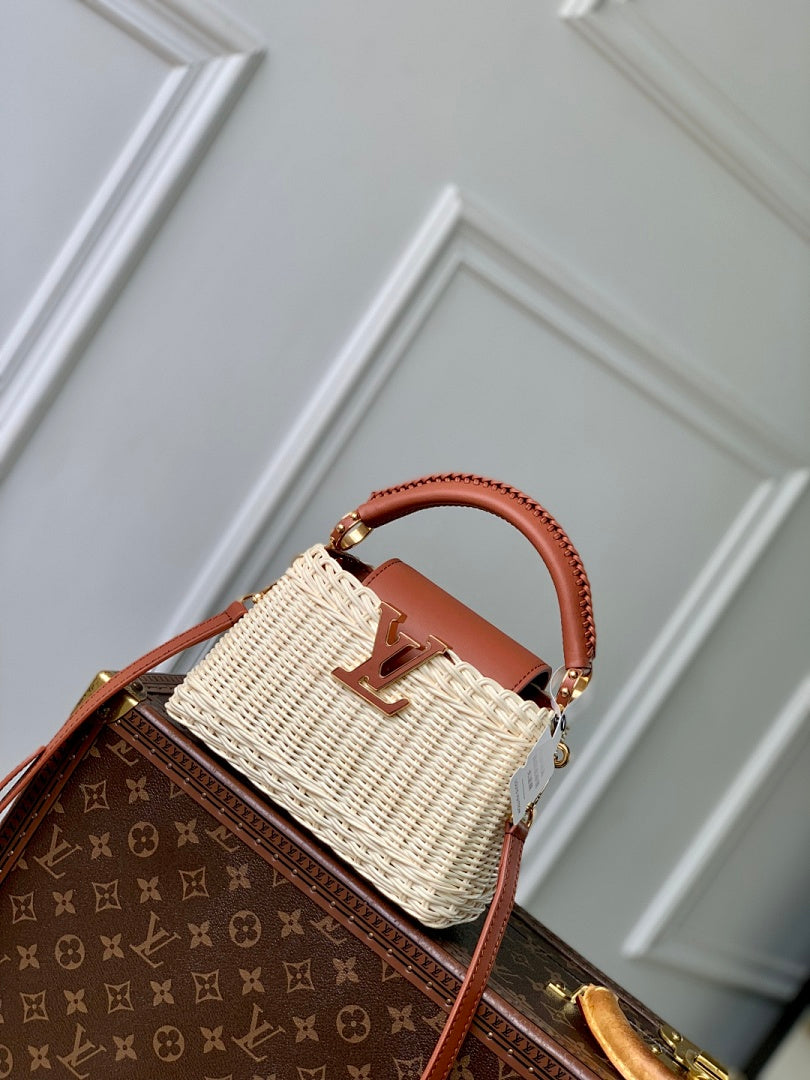Sac à main Capucines – Réf. M26003