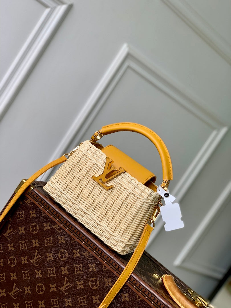 Sac à main – Réf. M24976 · Coloris 1