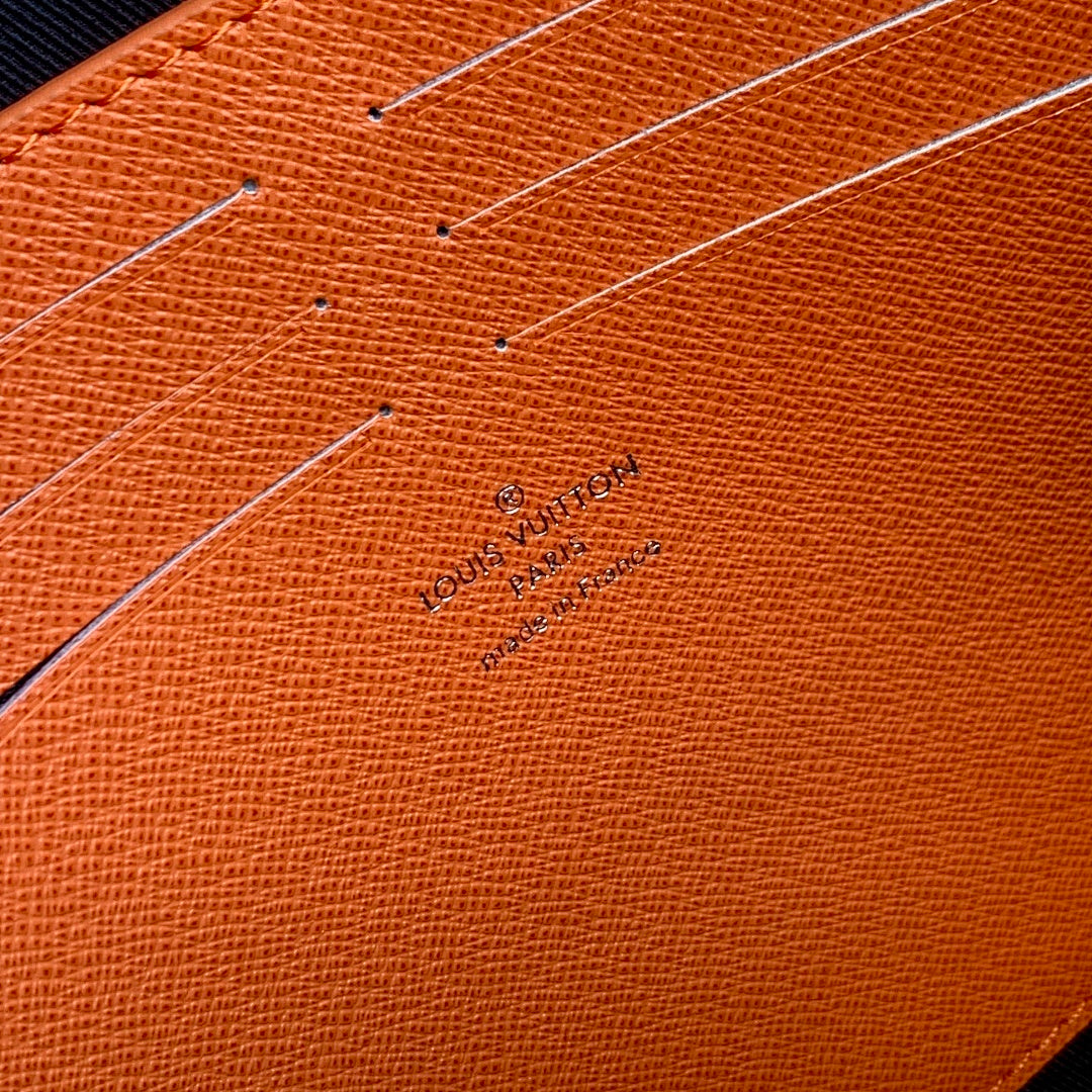 Pochette – Réf. M61692 · Coloris 3