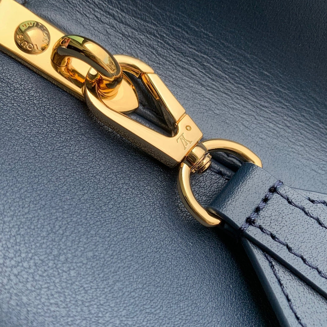 Sac à main – Réf. M24607 · Coloris 1