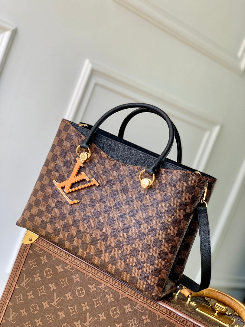 Sac à main – Réf. 40050 · Coloris 1