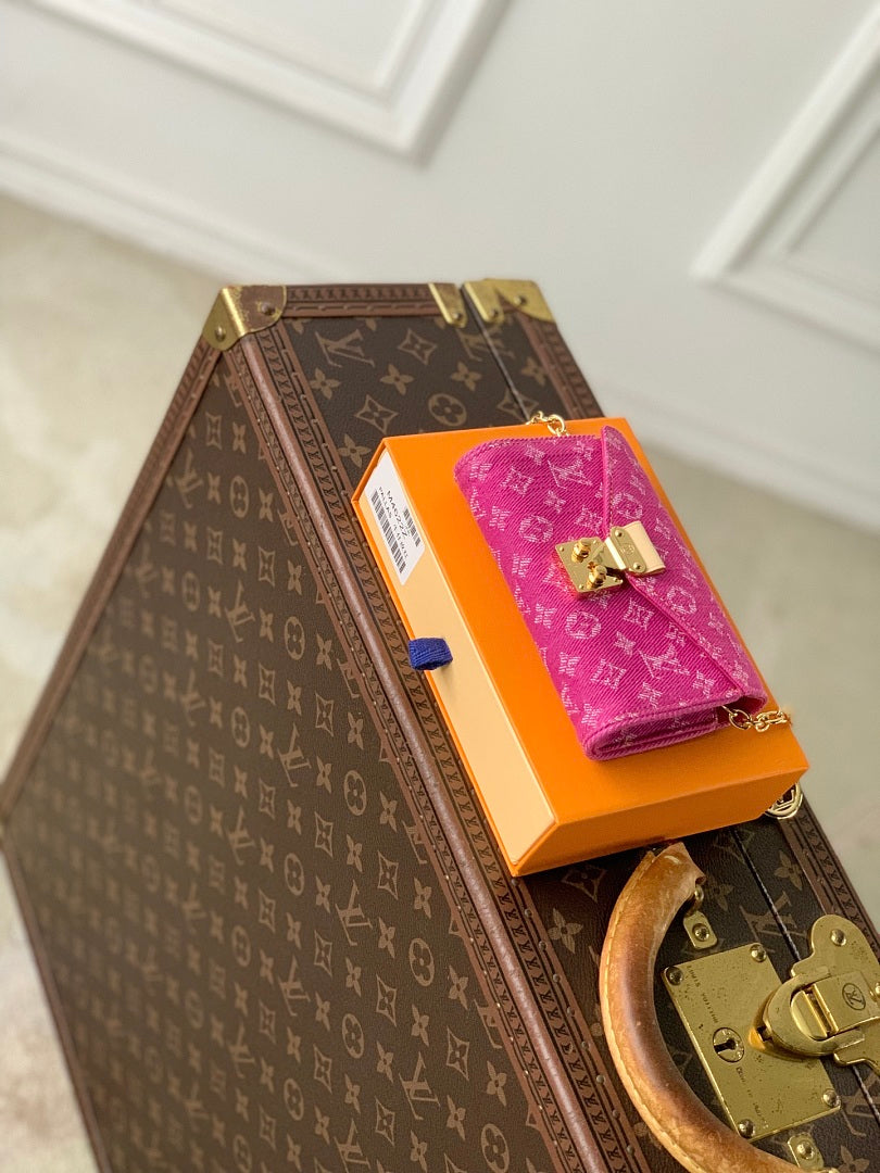 Pochette – Réf. M4622Z · Fuchsia