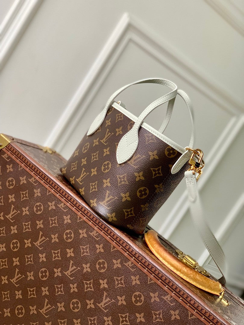 Sac à main Neverfull – Réf. 28236 · Vert