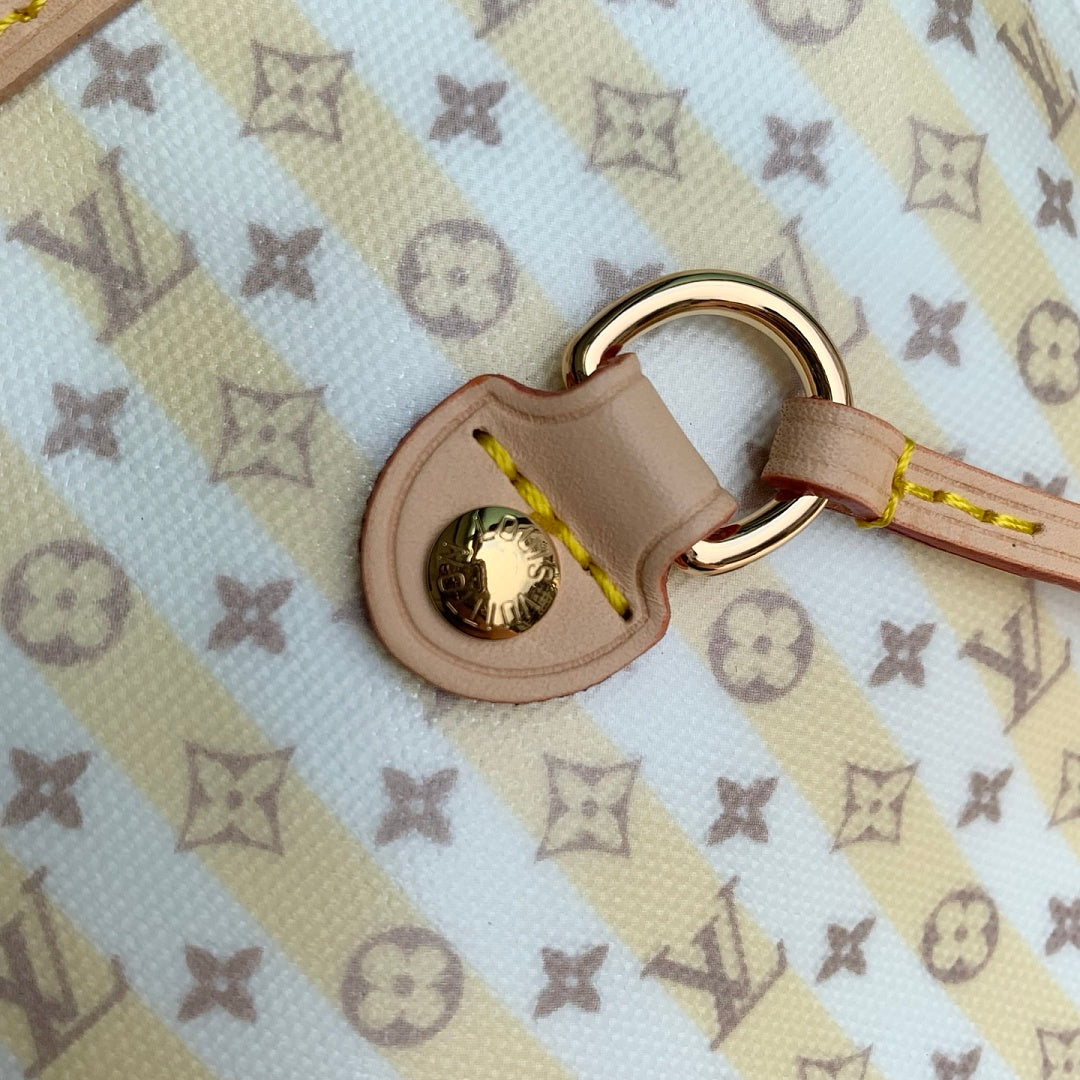 Sac à main Neverfull – Réf. 28457