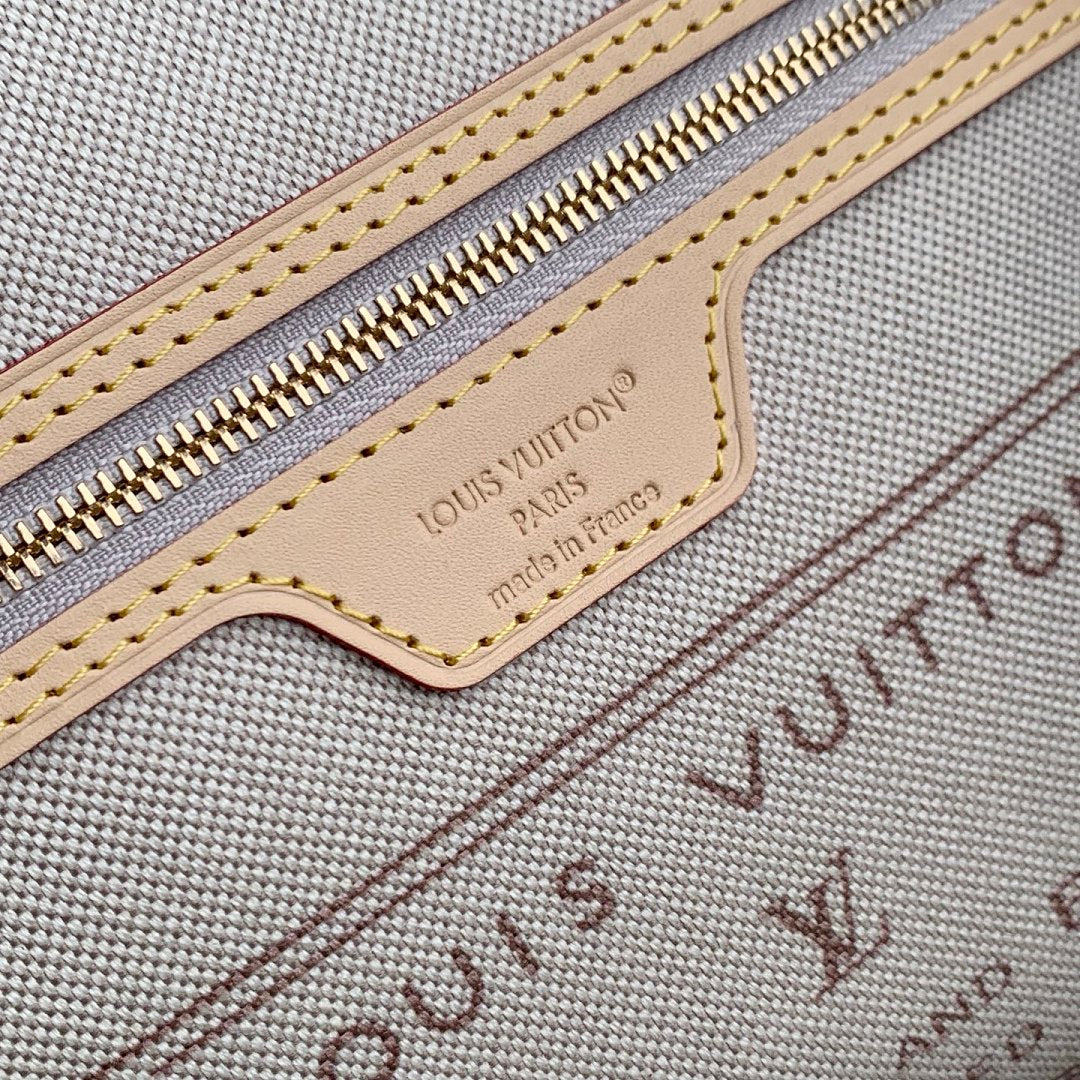 Sac à main Neverfull – Réf. M2A381