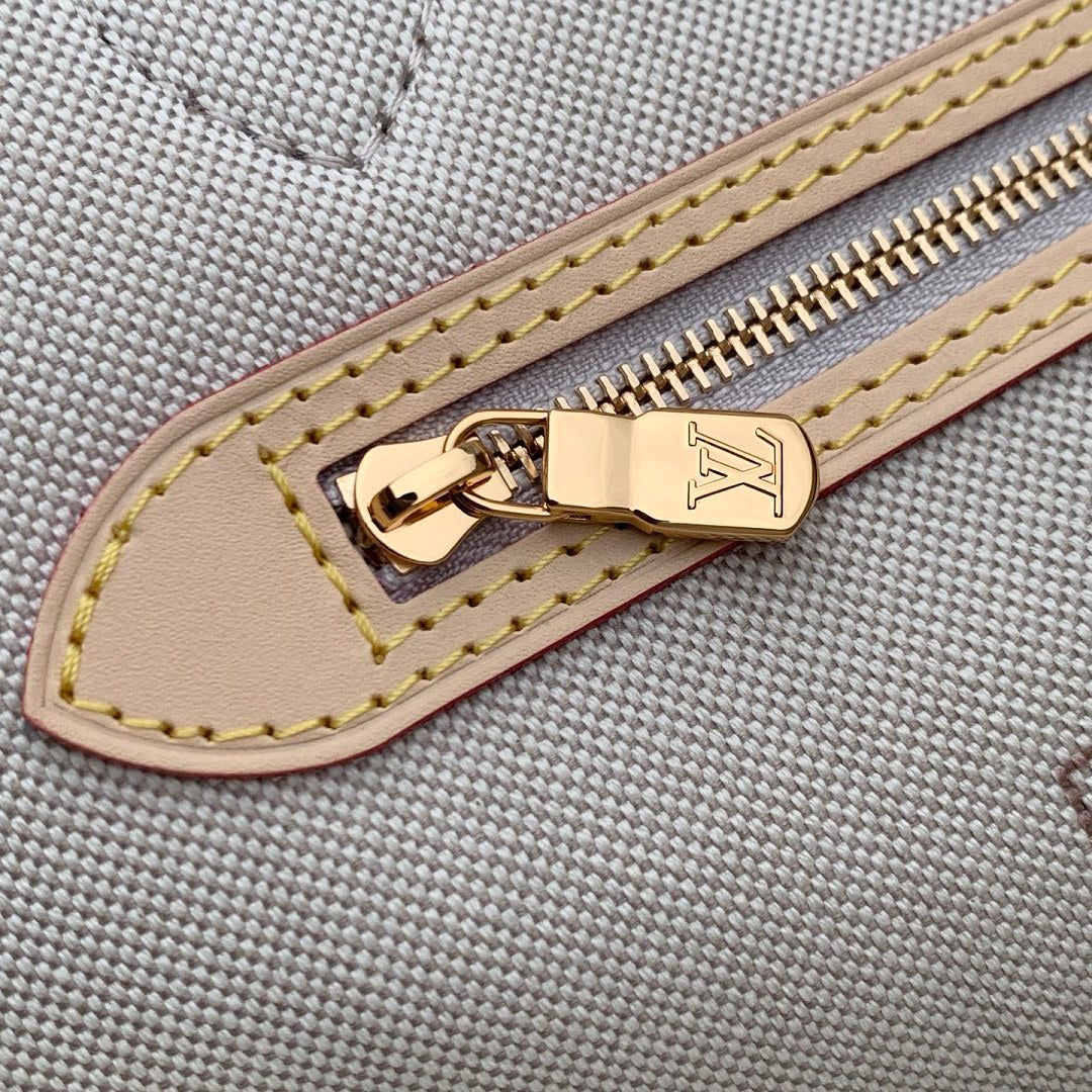 Sac à main Neverfull – Réf. M2A381