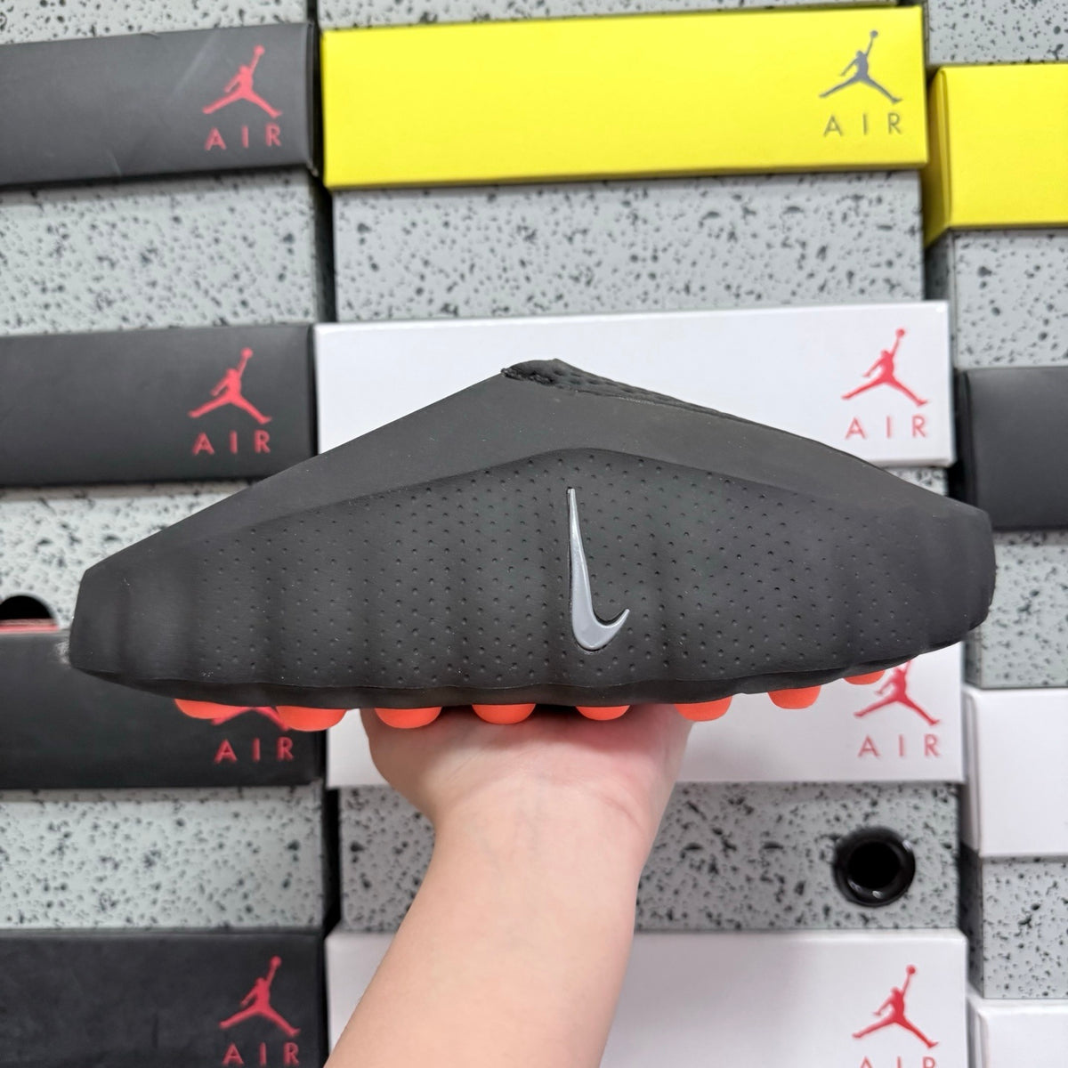 Nike Mind 001 'Noir Orange'