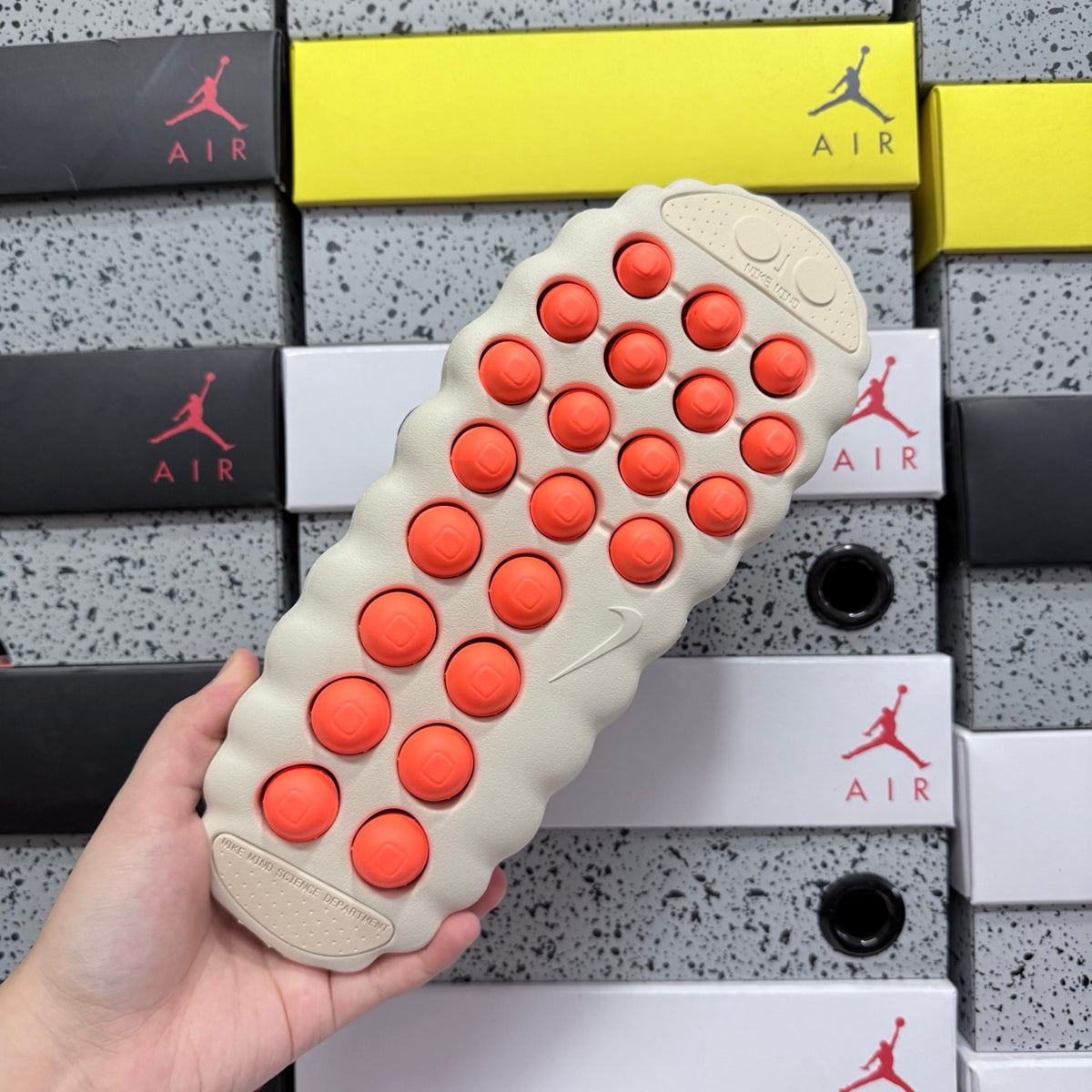 Nike Mind 001 'Beige Crème' — vue 3