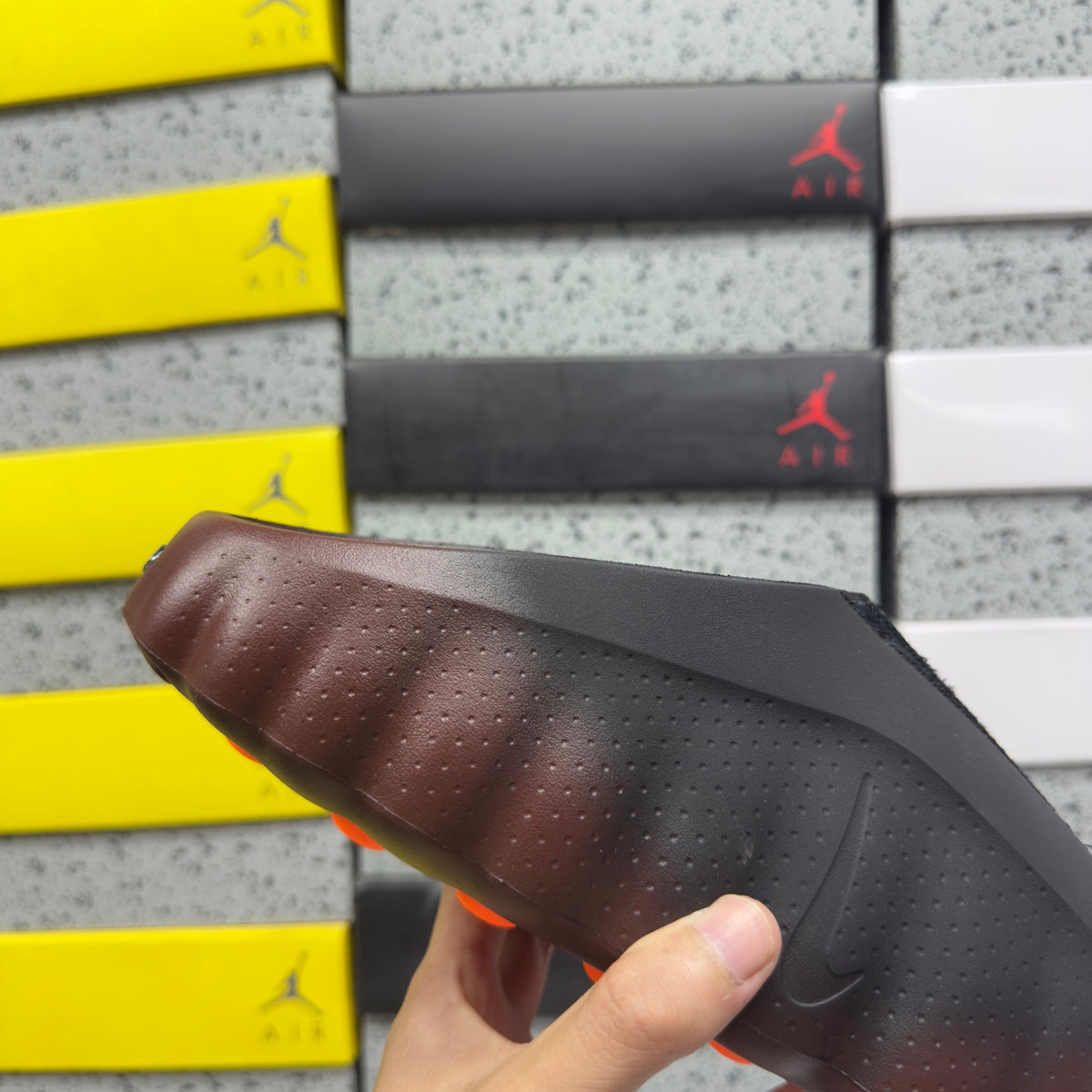 Nike Mind 001 'Noir Marron' — vue 7