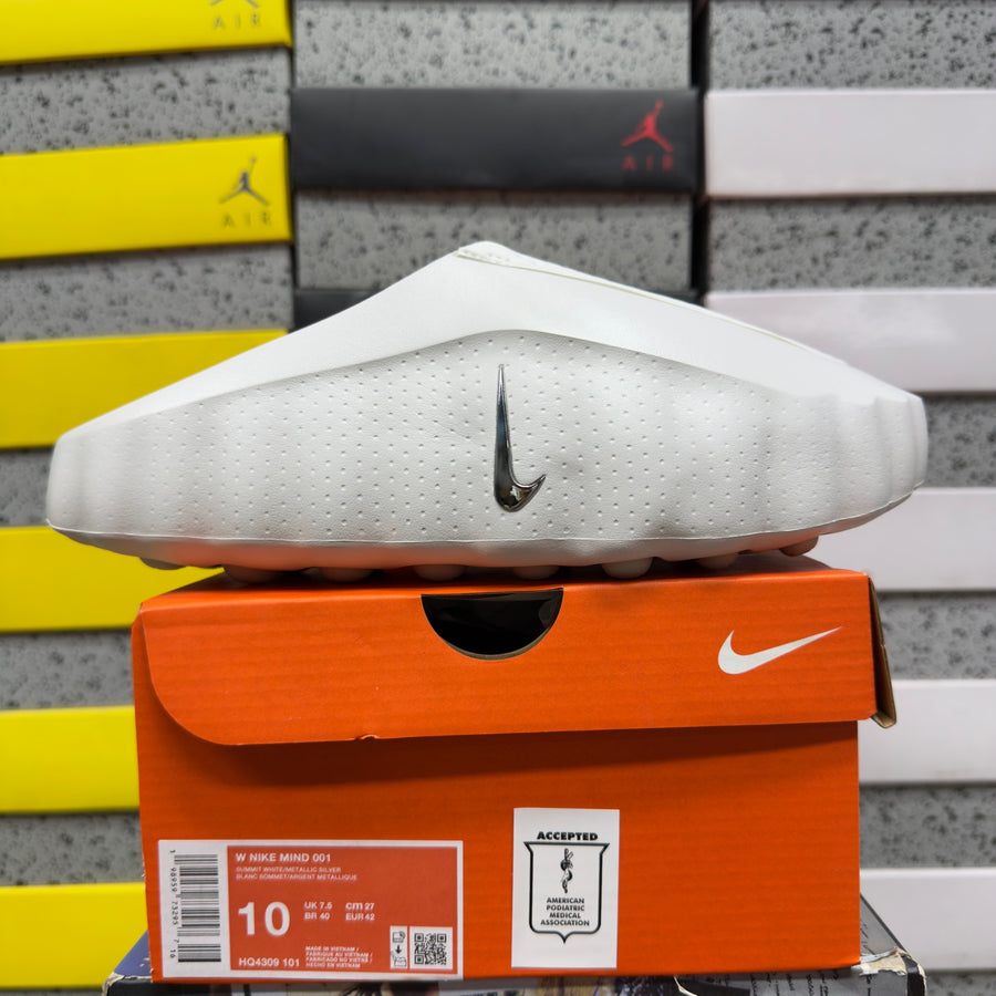 Nike Mind 001 'Blanc Cassé'