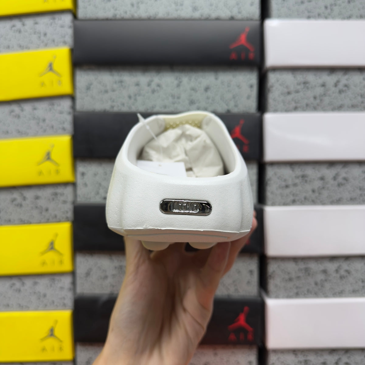 Nike Mind 001 'Blanc Cassé' — vue 3