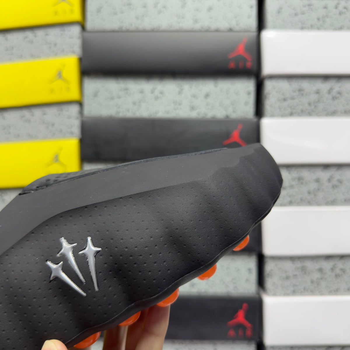 Nike Mind 001 x NOCTA 'Noir Picots Orange' — vue 8