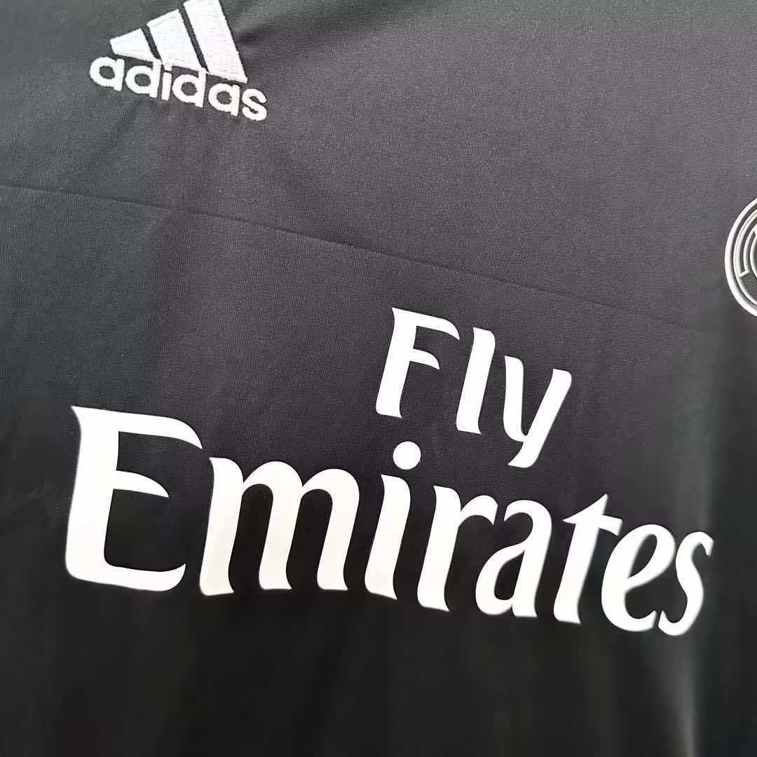 Maillot Real Madrid 2016/17 Third Manches Longues Rétro — vue 3