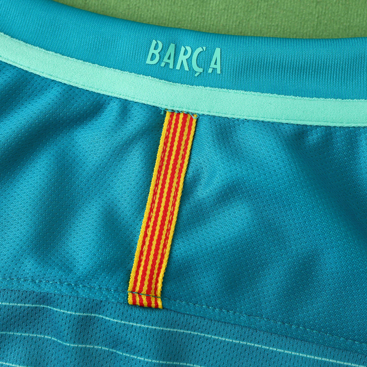 Maillot FC Barcelone 2016/17 Third Rétro — vue 5