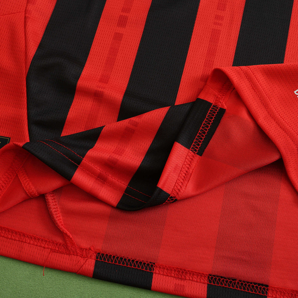 Maillot AC Milan 2024/25 Domicile — vue 8