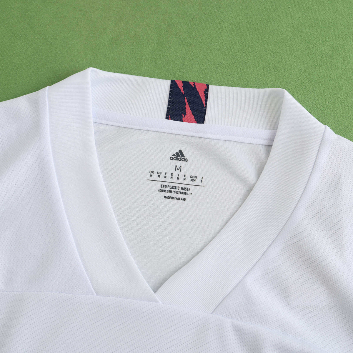Maillot Real Madrid 2020/21 Domicile Rétro — vue 3