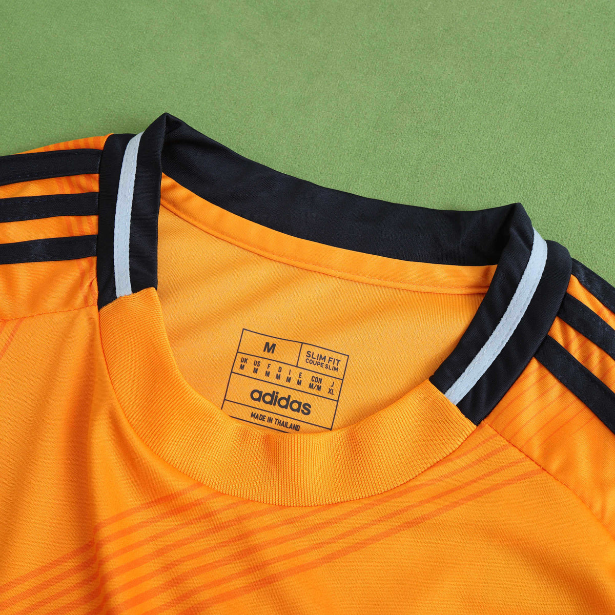 Maillot Real Madrid 2024/25 Extérieur — vue 3