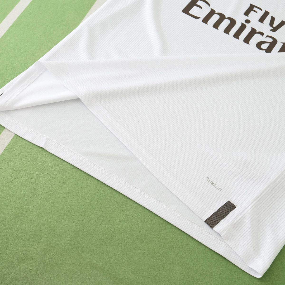 Maillot Real Madrid 2019/20 Domicile Rétro — vue 6