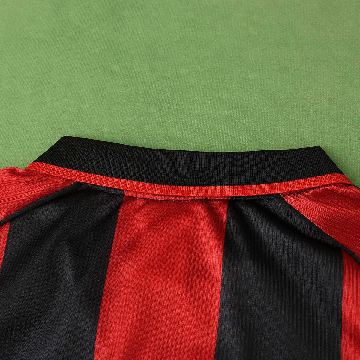 Maillot AC Milan 1998/99 Domicile Rétro — vue 3