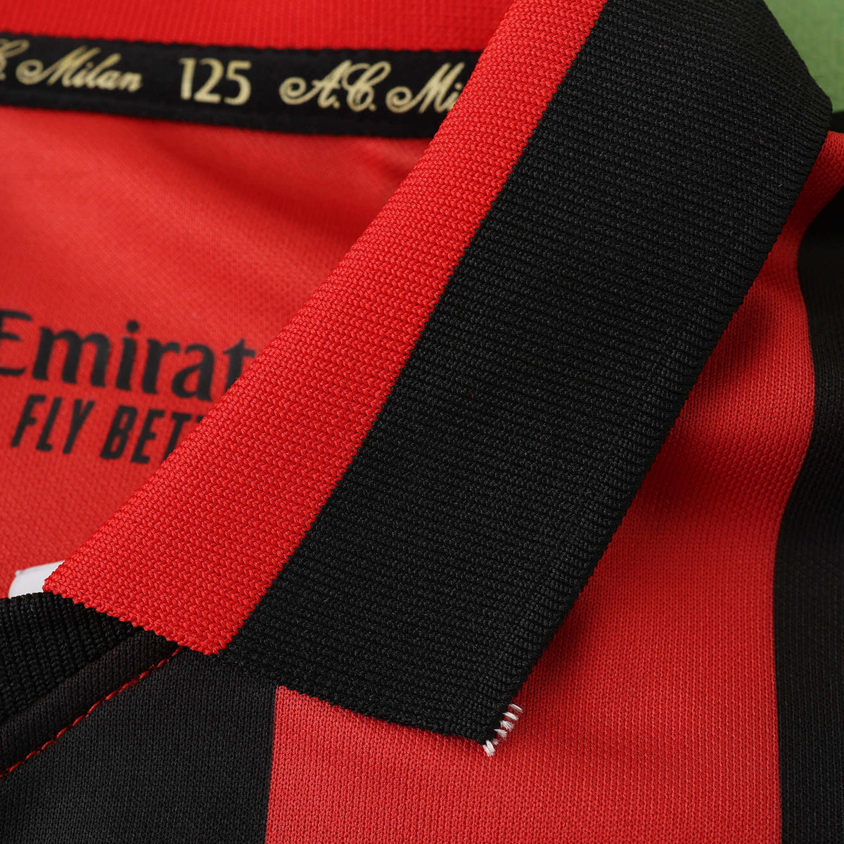 Maillot AC Milan 2024/25 — 125 ans — vue 3