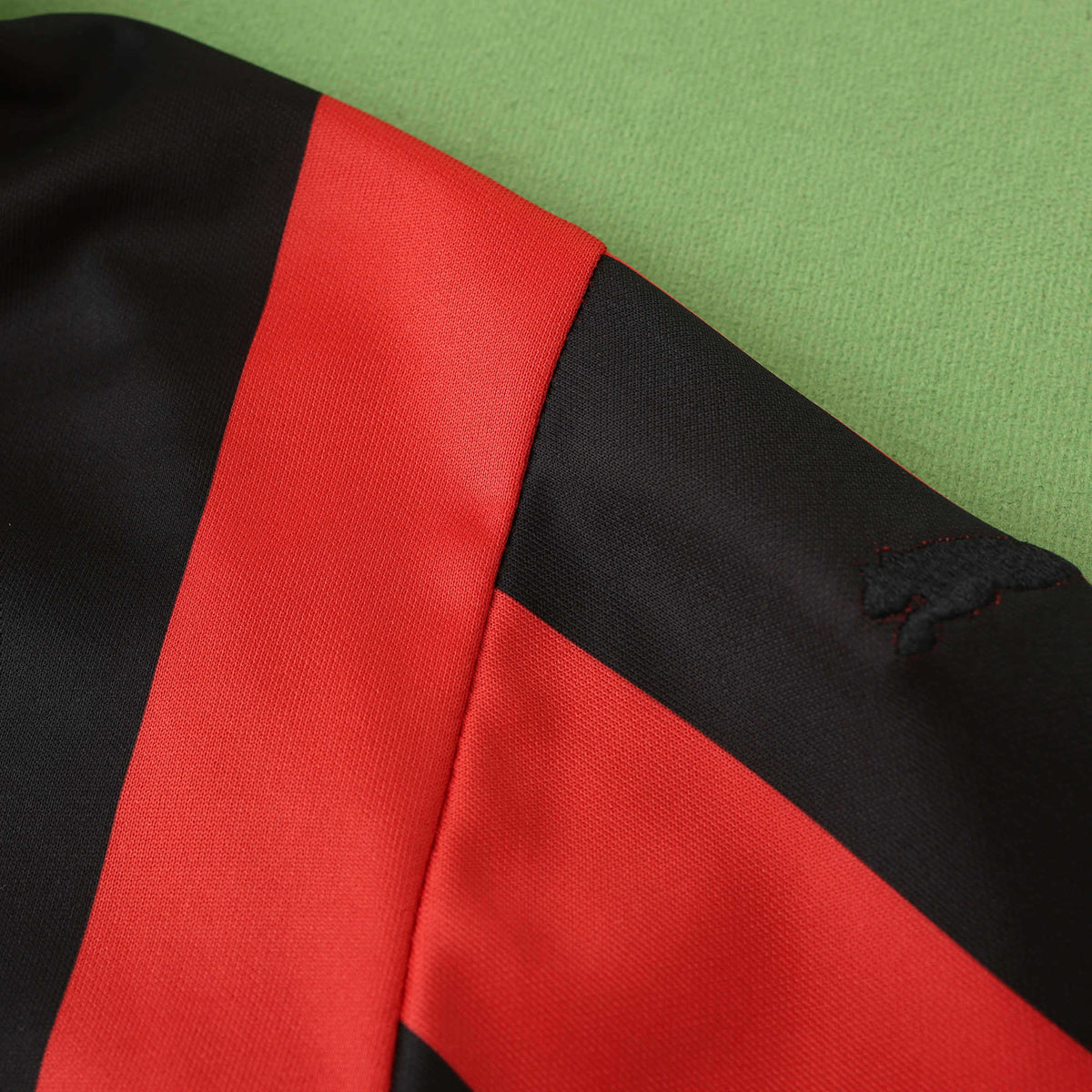 Maillot AC Milan 2024/25 — 125 ans — vue 7