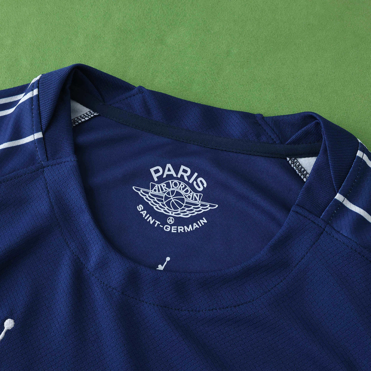 Maillot Paris Saint-Germain 2024/25 Fourth — vue 2