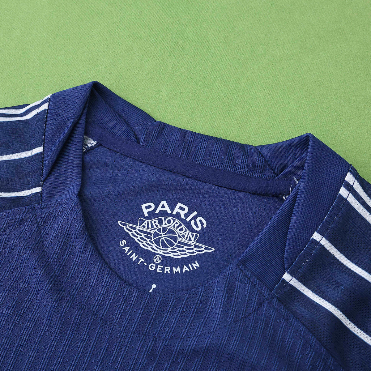 Maillot Paris Saint-Germain 2024/25 Fourth Manches Longues — Version Joueur — vue 2