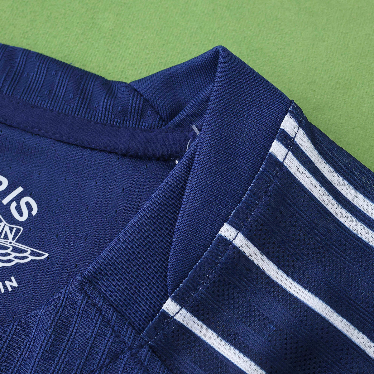Maillot Paris Saint-Germain 2024/25 Fourth Manches Longues — Version Joueur — vue 3