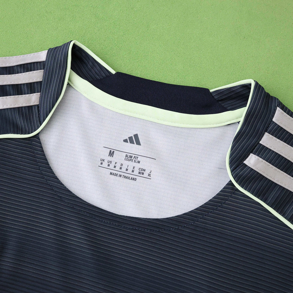 Maillot Real Madrid 2025/26 Extérieur — vue 3