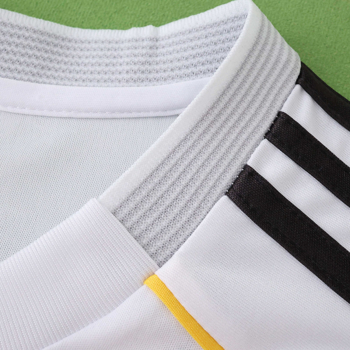 Maillot Real Madrid 2025/26 Domicile — vue 4