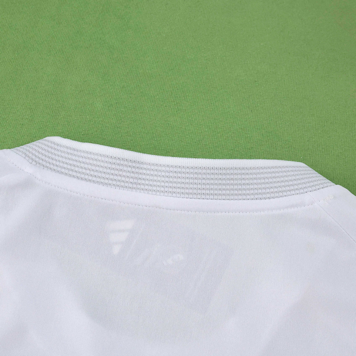 Maillot Real Madrid 2025/26 Domicile — Concept — vue 6