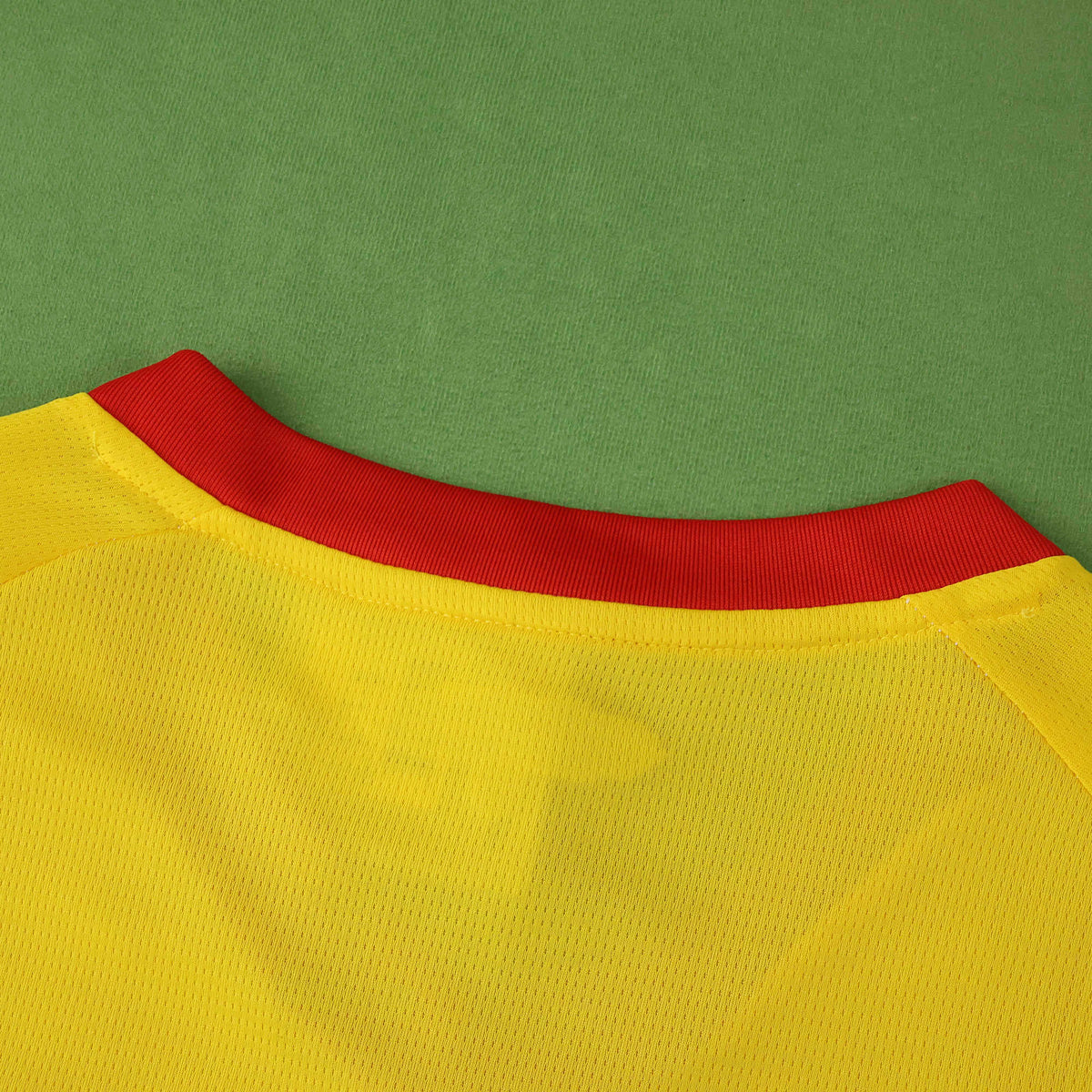 Maillot RC Lens 2025/26 Domicile — vue 3