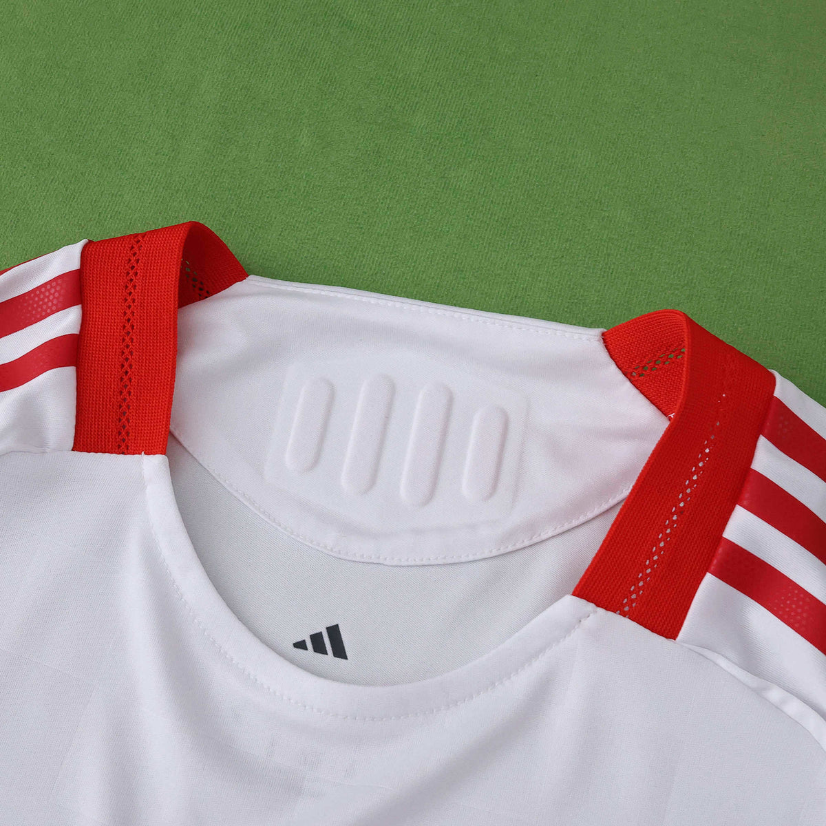 Maillot Benfica 2025/26 Third — Version Joueur — vue 3