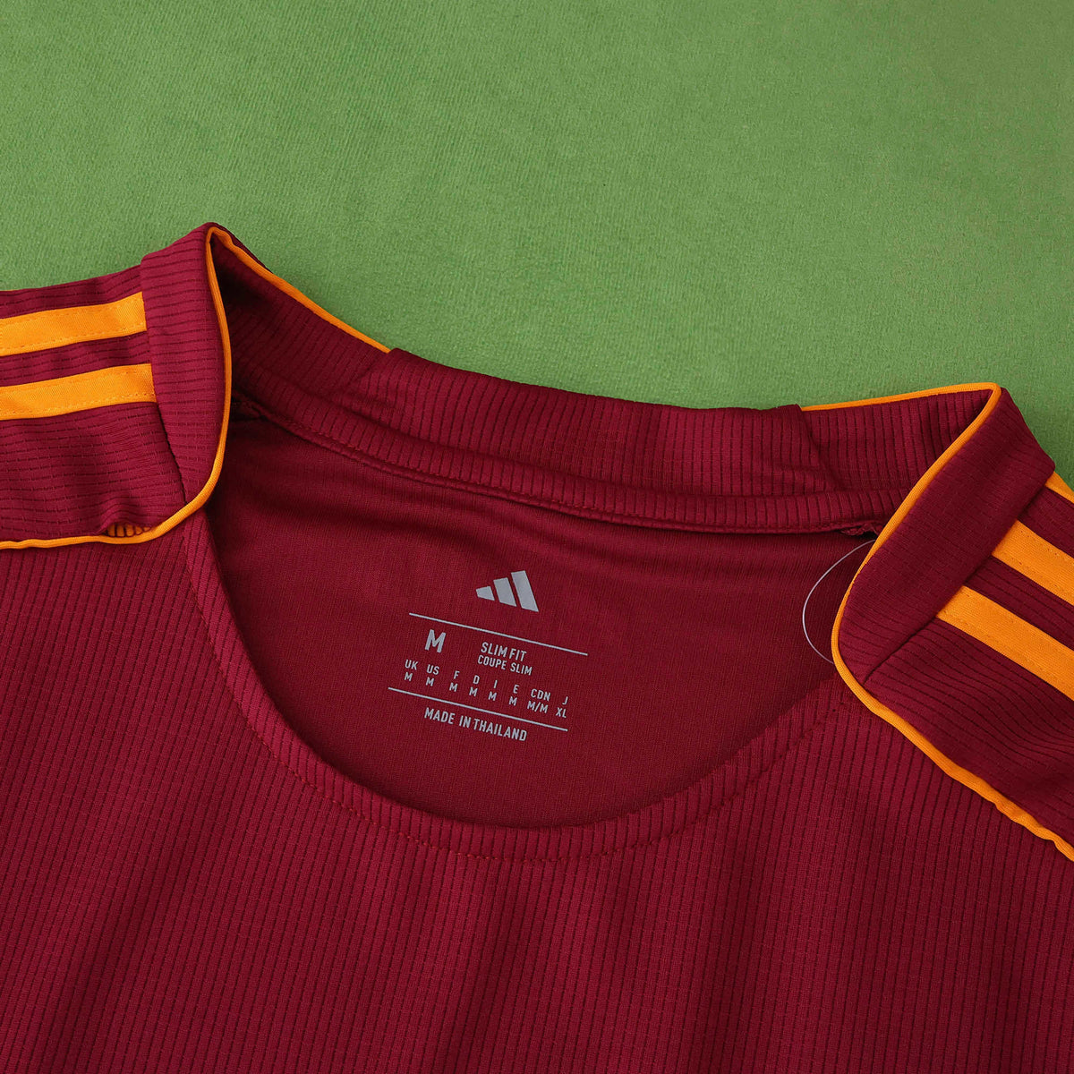 Maillot AS Roma 2025/26 Domicile — vue 3