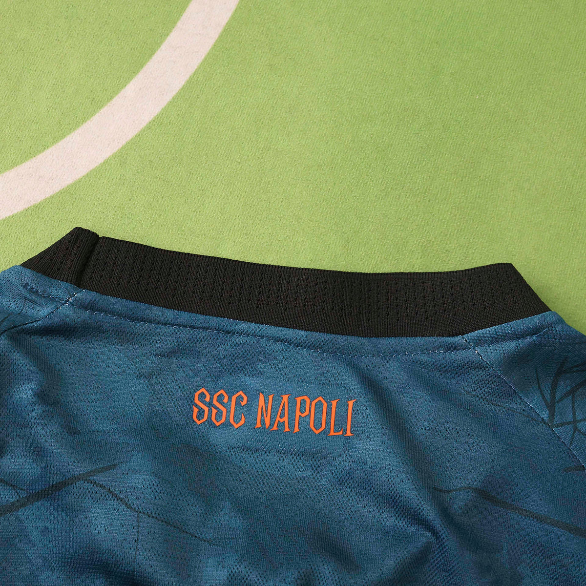 Maillot SSC Naples 2025/26 — Concept · Halloween · Version Joueur — vue 3